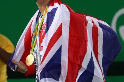 足球直播吧-包含日本网球队血洗英国网球队，穆雷送出助攻的词条