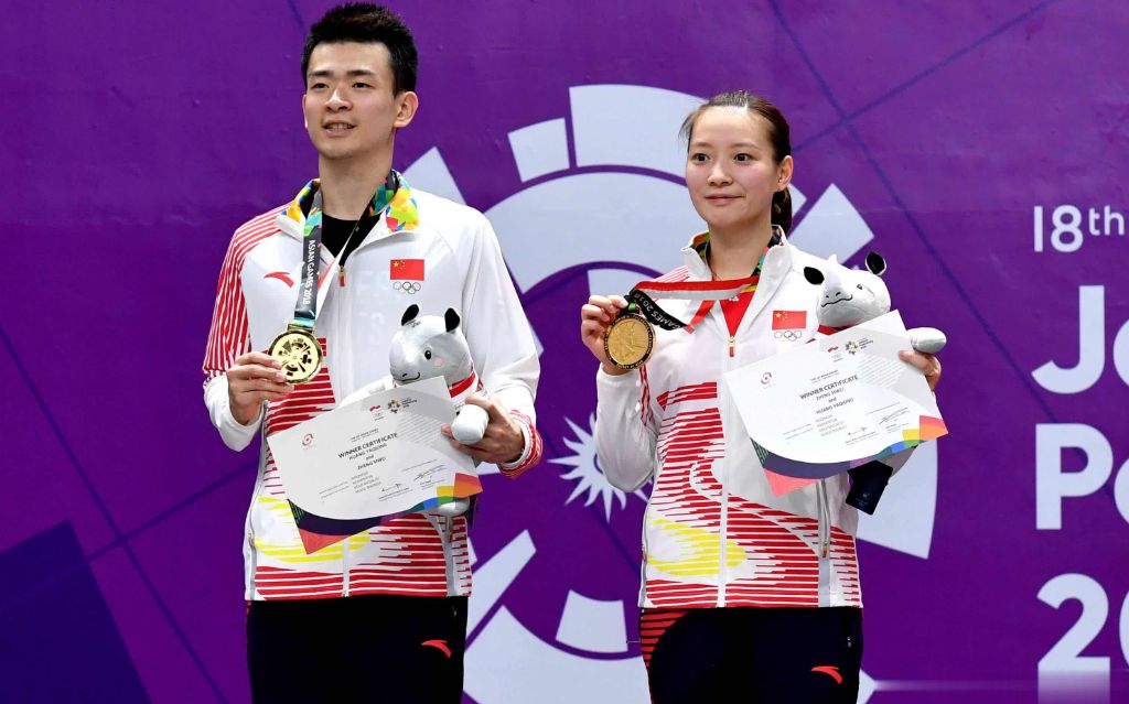 丹麦队险胜中国队，黄鸭组合高光表现